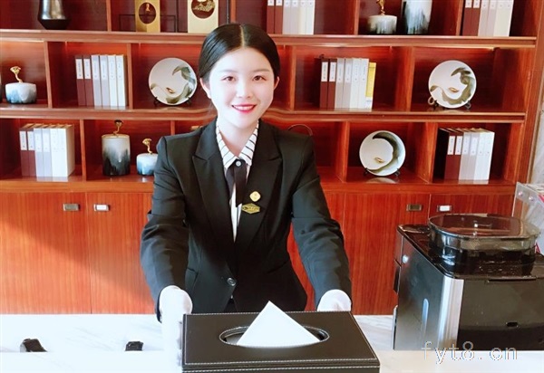 颍泉中梁急聘客服、秩序员、保洁